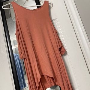 Long & Flowy Cold Shoulder Top